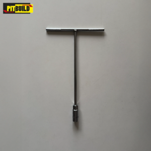 LLAVE T 13"